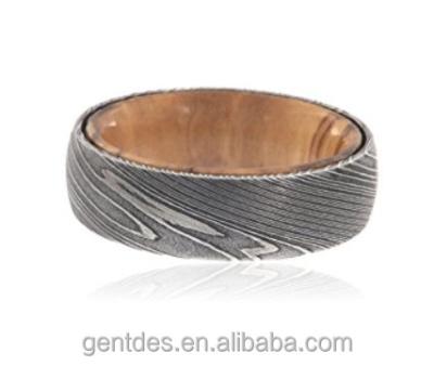 China Gentdes CLASSIC Jewelry Customized Inner Olive Wood Sleeve With Black Damascus Steel Wedding Rings For Men for sale