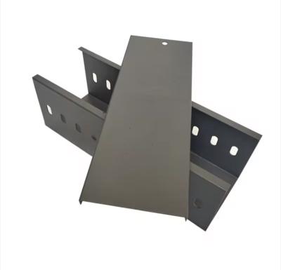 China 900mm Heavy Duty Wall Mount Galvanized C Channel Wireway Cable Tray Wire And Cable Management Load 100Kg for sale