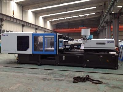 China Máquina plástica del moldeo a presión del PVC de la inyección con energía de la reserva del motor servo en venta