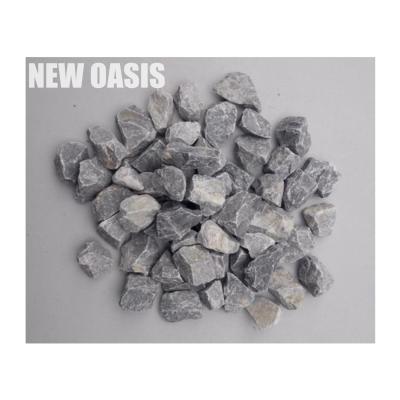 China Natural Decorative Unpolished Pebble Stone Gravel Paving Outdoor Ornamental Stones for Garden Plant park Railway for sale
