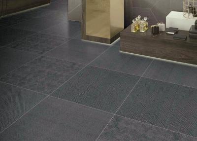 Chine Taille noire superbe résistante de la couleur 24x24'du carreau de céramique 600x600 millimètre Frost de tache de tapis populaire de preuve à vendre