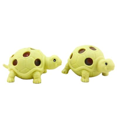 China Hot Selling Eco-friendly Iron Tending Flybear TPR Turtle Gel Water Squishy Beads Freeze Light Stress Ball for sale