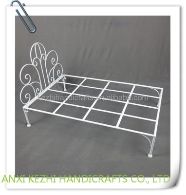 China KZ8-06073 China Cat Dog Popular Durable Wrought Iron Metal Pet Bed for sale