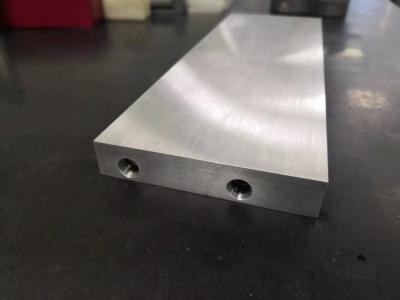 중국 강철 Cnc 정밀도 기계로 가공 부속은 정착물 500mm Longhole의 검사를 자동화합니다 판매용