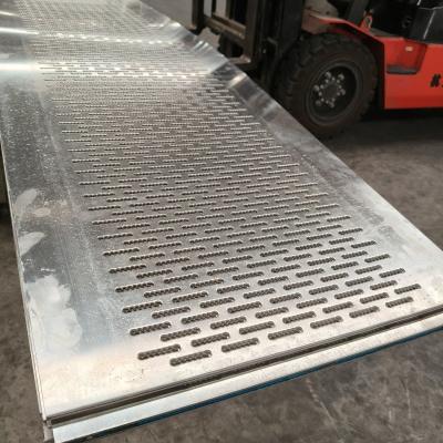 China 45mm Height Perforated Metal Plate For Anti Slip Industrial Flooring Solutions for sale