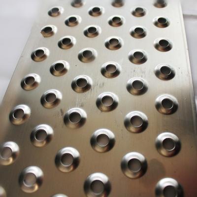 China Anti Skid Non Slip Carbon Steel Perforated Sheet 2.0mm Thickness Safety Grating for sale