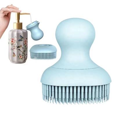 China Eco-Friendly Silicone Pet Bath Brush For Dog And Cat Washing, Soothing Soft Massage Hair Silicone Comb With Shampoo Dispenser for sale