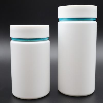 China Multiple Specifications Recyclable HDPE White Medicine Bottle Small Plastic Pill Bottles for sale