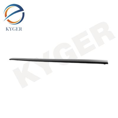 Cina KYGER Rear Bumper Moulding Trim 51121944184 Per BMW 5 Touring E34 BMW Carrozzerie in vendita