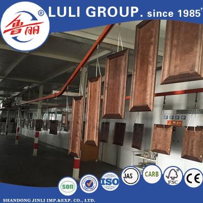 China Kitchen Furntiure Kitchen Cabinets Solid Wood Door for sale