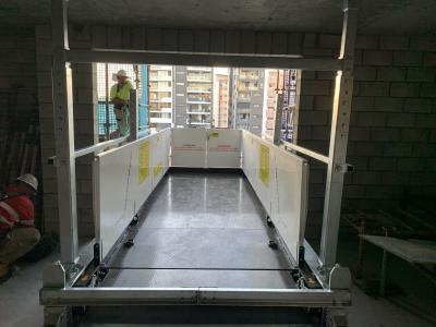 China Wearable Extendable Loading Deck , 2600mm Mobile Loading Platform for sale