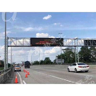 China Highway Traffic LED Display Screen with P20 Full Color Gantry Message Variable Module for sale