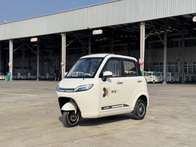 Chine LingYun 2000WD Tricycle électrique à cinq portes à trois places à vendre