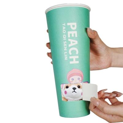 China Taza de papel regalo de caja ciega biodegradable personalizada para té de leche de Boba con tapa en venta