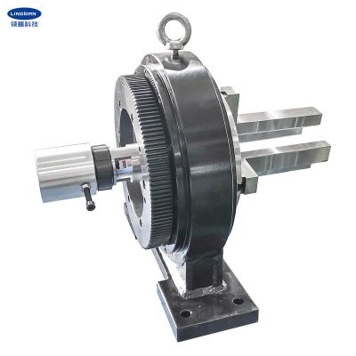Cina Chuck Four Claw Feeding Chuck pneumatico solido centrale in vendita