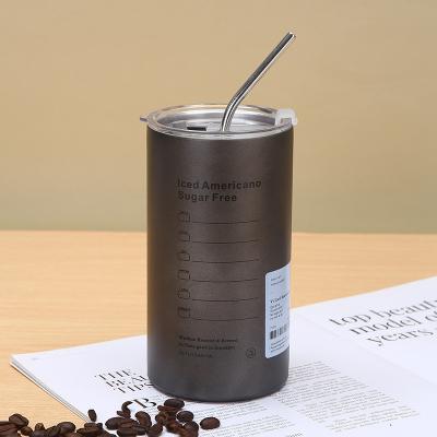 China Copo de café de aço inoxidável com tampa e palha Taça de café de viagem para homens mulheres à venda