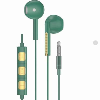 China Powerful Stereo Bass High Standard Popular Mobile Phone Sport Wired Bass Gaming Earbuds With Microphone for sale