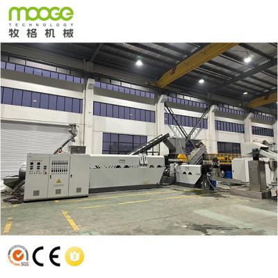China HDPE LDPE LLDPE Rigid Flakes Plastic Recycling Extruder Machine Te koop