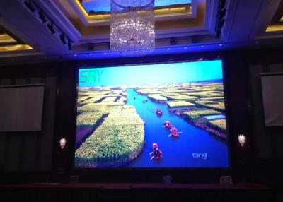 China P5 Full Color IP43 SMD indoor LED video wall 1800CD Brightness Automatically for sale