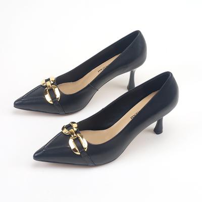 China China factory custom women's handmade embossed genuine leather kitten toe sex pumps deodorization 2.6 inch pumps for sale