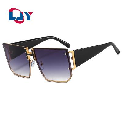 China New High Quality 2202 Metal Frame Sunglasses Big Shape 2022 Men And Women Sunglasses Brand Designer Uv 400 for sale