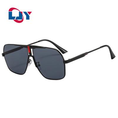 China High quality 2120 fashion glass sunglasses sunglasses show stand men's sunglasses luxury for sale