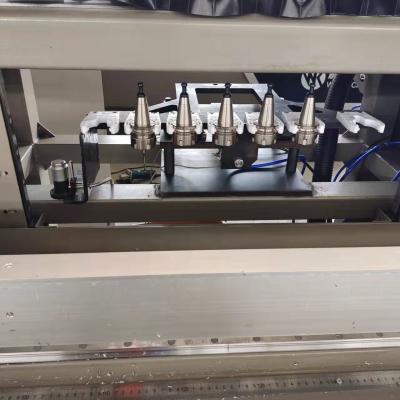 China 3200mm ATC Aluminum Profile CNC Machining Centre 3+1 Axis Worktable Can Turn To 3 Sides for sale