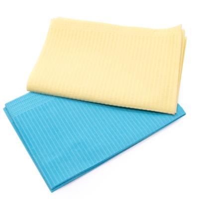 China Hospital Disposable Dental Bib Customizable Medical Patient Bibs à venda