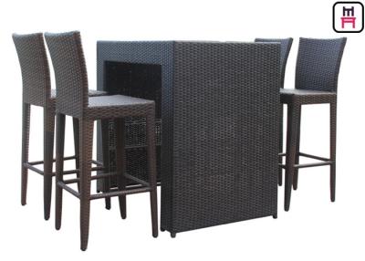 China Tablas al aire libre determinadas del restaurante del patio contrario de la altura con las sillas impermeables de la barra del patio en venta