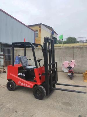 Chine Petit chariot élévateur électrique de 1 tonne avec un rayon de rotation de 2,5 mètres et une tension de batterie de 48 V à vendre