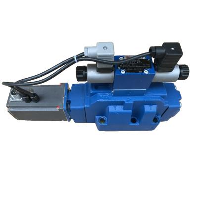 Cina Valvola proporzionale Rexroth 4WRKE25W8-350L-35/6EG24EK31/A1D3M Alta portata Blu Alta affidabilità Facile manutenzione Risposta rapida in vendita
