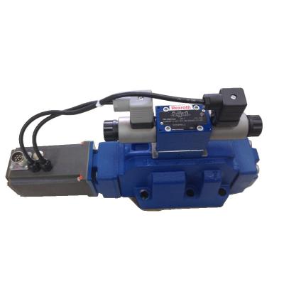 Cina Valvola proporzionale Rexroth 4WRKE25W8-220L-33/6EG24EK31/C1D3V Fluidi idraulici blu Alta capacità di flusso Adattabile Alta qualità in vendita
