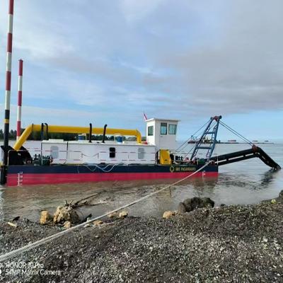 中国 1000 Cbm / 時間出力 川砂採掘用水ポンプ付き砂吸い掘り機 販売のため