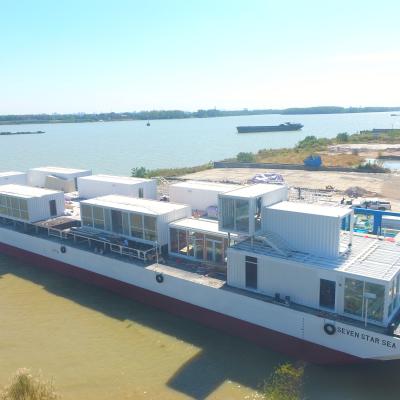 China Modern Luxury Steel Container Homes Prefab Movable Houseboat Modular Hotel for sale