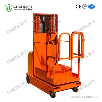 China 2.7m - 4.5m Hydraulic Warehouse Electric Order Picker Self Propelled In Green for sale