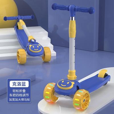 China Velocidade máxima >3,6 km/h Joguete de scooter para crianças Dinossauro com luz Luz multifuncional incluída à venda