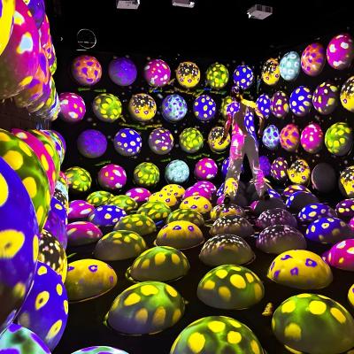 中国 室内 インタラクティブ ジャンピング スフィア フロア インタラクティブ プロジェクション ゲーム クール ジャンプ スペース 販売のため