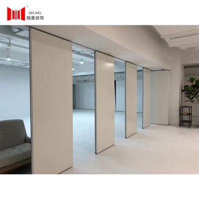 中国 携帯用操作可能な壁900-1230mmを取り消す滑走部屋ディバイダーの騒音 販売のため