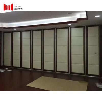 China Muur van de luxe Modulaire Verdeling 9001230mm Breedte Akoestische Beweegbare Verdeling Te koop