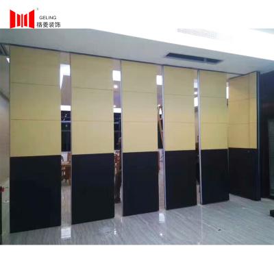 中国 生地のレストランのための表面の95mm操作可能な隔壁システム 販売のため