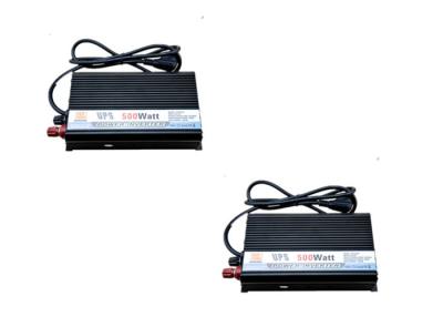 Chine Affichage de tension 120v - inverseur solaire de 240v UPS avec le chargeur de rendement élevé à vendre