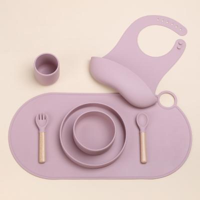 China Diseño moderno placemat de silicona redondo de vieira para mesa de comedor de niños OEM / ODM bienvenido en venta