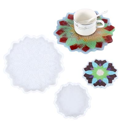 China Big and Small Artificial Sunflower Coasters Silicone Mold for DIY Crystal Resin Coaster Art Crafts Casting Mold Epoxy Home Decoration for sale
