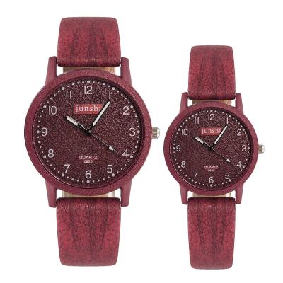 China New Most Popular Products Water Resistant Wood Grain Strap Mate Couples Watch Wholesale for sale