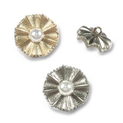 China Fancy Shiny Garment Accessories Gold Square Shirt Pearl Alloy Metal Viable Sewing Button for sale