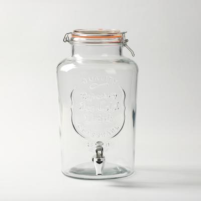 China High Quality Large Capacity Sustainable Round Transparent Airtight Glass Storage Jar With Clip Lid for sale