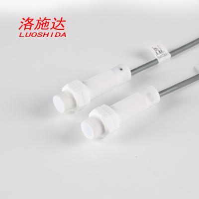 Cina Lunga autonomia del sensore di prossimità di resistenza della corrosione di PTFE M18 capacitiva in vendita