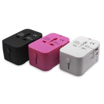 China Enchufe de conexión universal con conversión multifunción y 2 puertos de salida USB A en venta