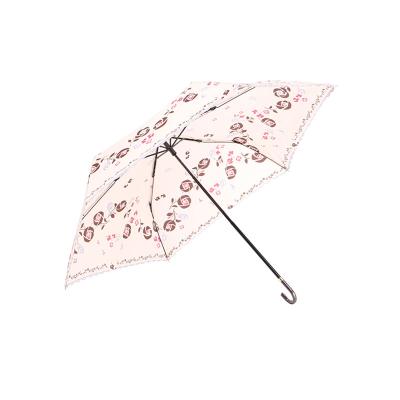 China Fashion East Asia Mini Size Lace Ladies Short Parasol Umbrella Three Folds Fashion Manufacturer for sale