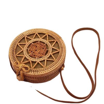 China Sustainable New Fashion convenient Portable beach summer shoulder bags round rattan bags handbags for women for sale